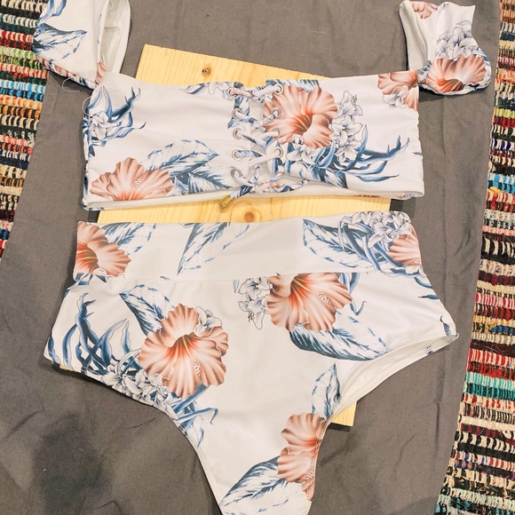 Swim suit - Picture 1 of 2